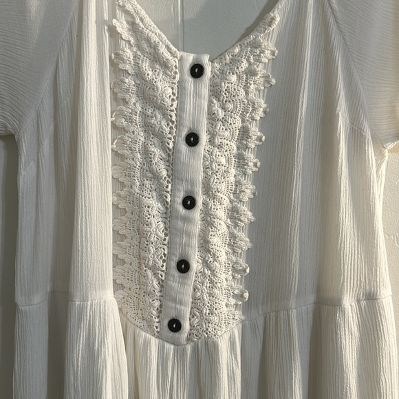 Target Crochet Off-the-Shoulder Romper - Boho, White, Flowy, Lined, Plus Size XL - Picture 2 of 8